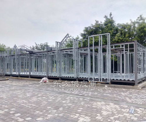 北京輕鋼別墅 現(xiàn)代建筑新風尚與北海建材廠家的專業(yè)制造